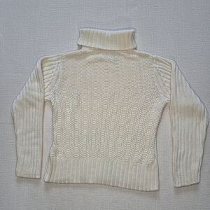 Turtle neck cream size L